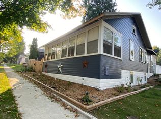 521 W Mitchell St, Kendallville, IN