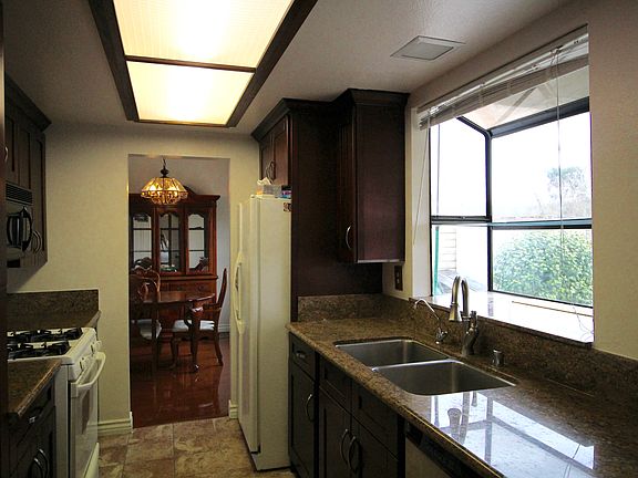 5th image of 27646 Buckskin Dr