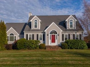 83 Ocean Hill Dr, Kingston, MA 02364