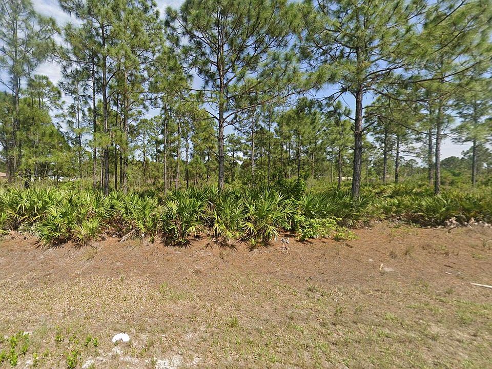 2nd image of 910 Dixie Avenue
