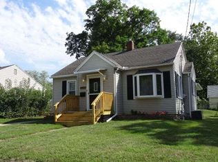 1402 James Rd, Pekin, IL 61554