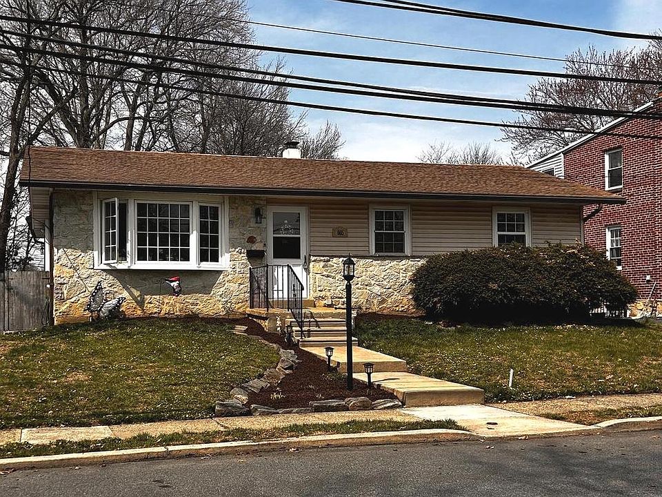 1st image of 665 Schoolside Ln