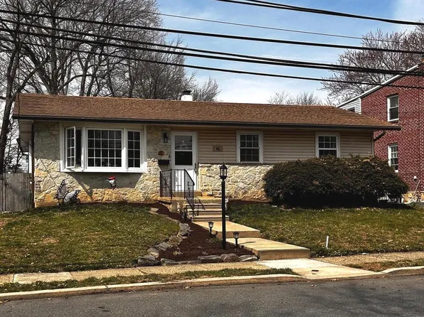 665 Schoolside Ln, Swarthmore, PA 19081