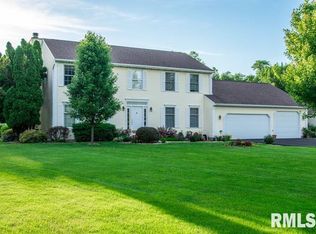 10418 136th St W, Taylor Ridge, IL 61284