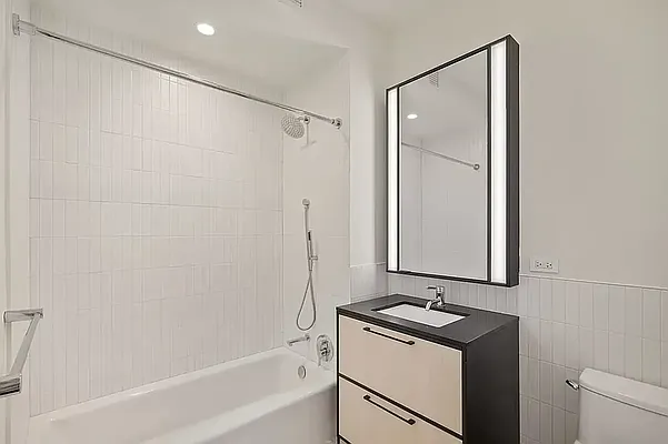 Rented by Living New York | media 38