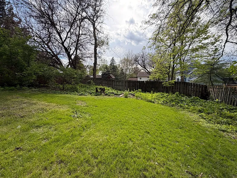 3S478 Winfield Rd — Photo 15