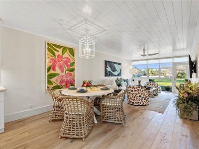 676 Broad AVE S #J676, Naples, FL, 34102