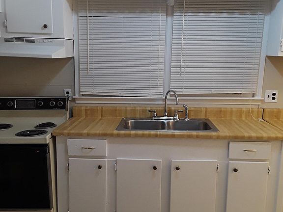 4th image of 3901 Woodbury Pike #C
