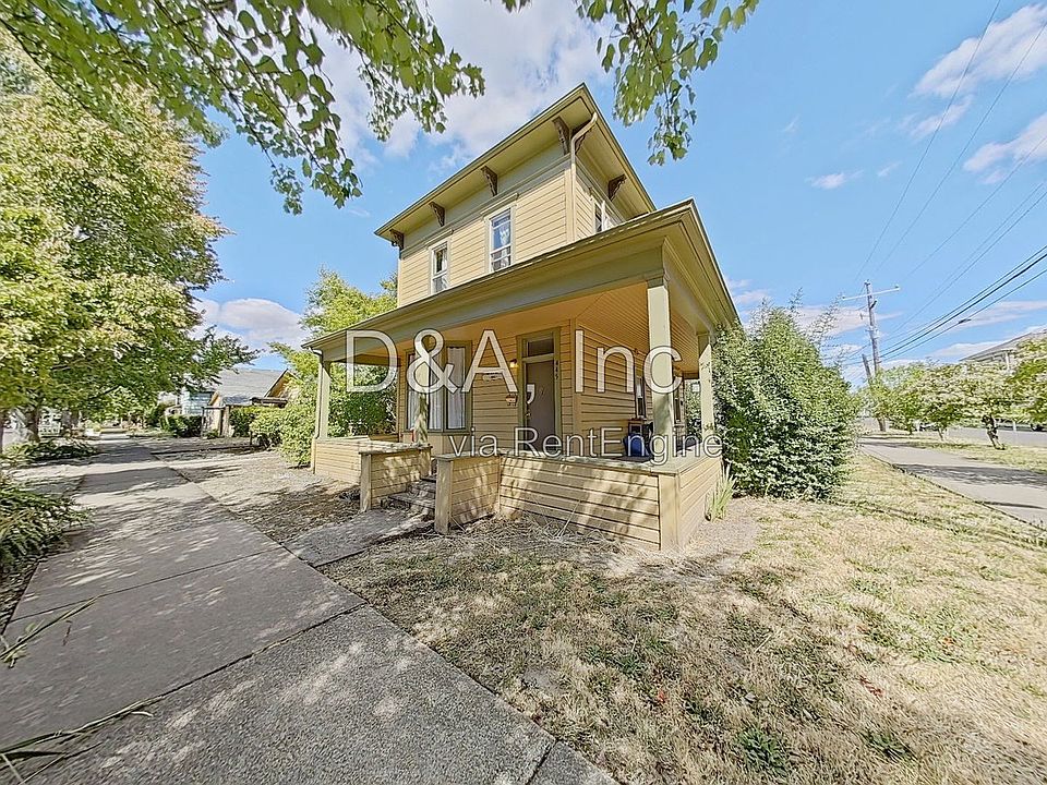1st image of 445 SW 9th St
