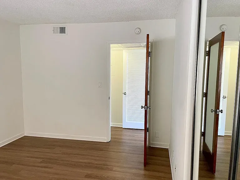 8630 Burton Way #102 — Photo 10