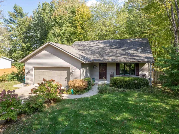 2928 N Jefferson Rd, Midland, MI 48642