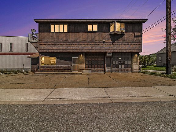 4th image of 929 S Washington Ave