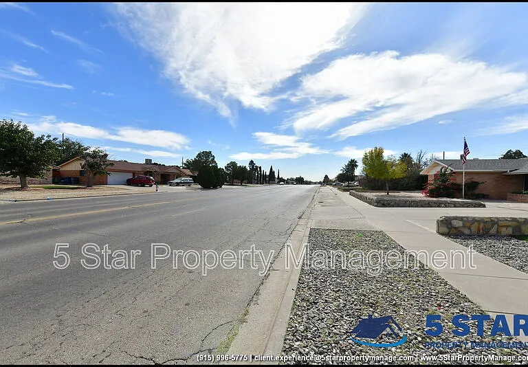 3217 Wedgewood Dr — Photo 50