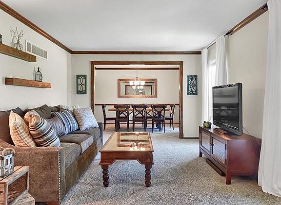 4th image of 5428 Regalway Dr