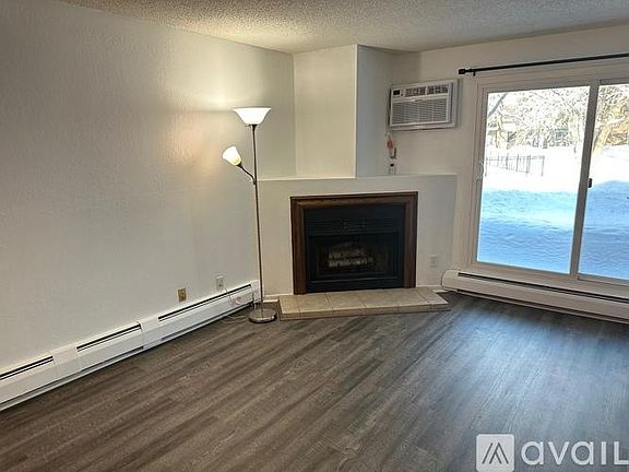 4th image of 3850 Plymouth Blvd APT 108
