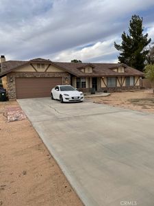 14352 Kiowa Rd, Apple Valley, CA, 92307