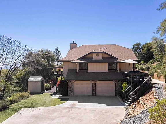 5th image of 20062 Gibbs Dr