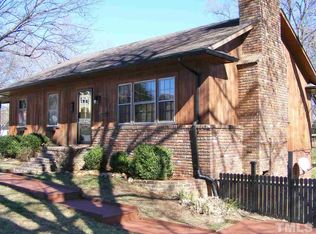 1211 E Willowbrook Dr, Burlington, NC 27215