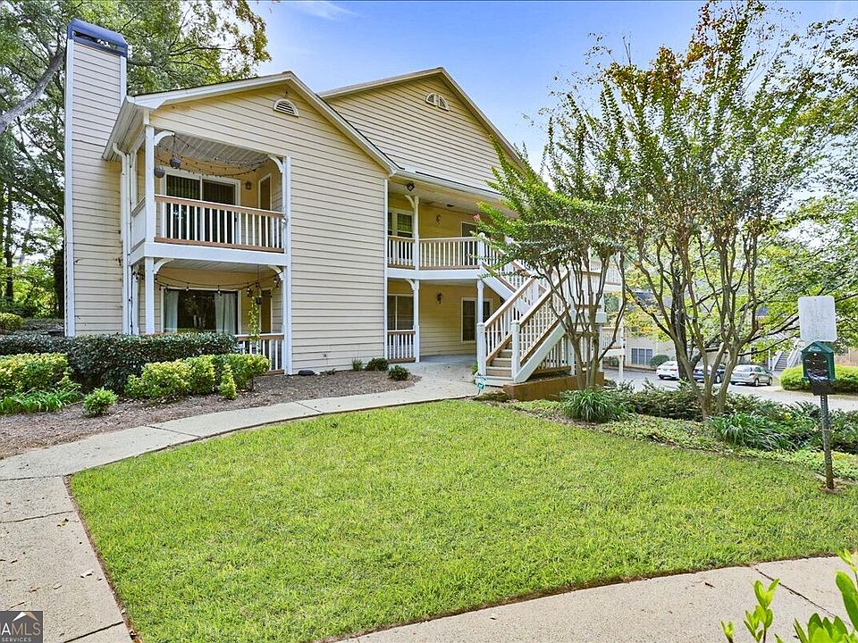 1st image of 2503 Vineyard Way SE