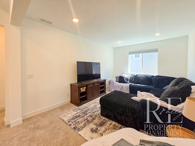 10607 Treasure Dr NW — Photo 28