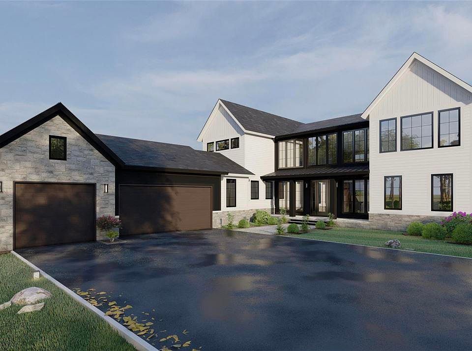 1st image of 15776 Waters Edge Dr