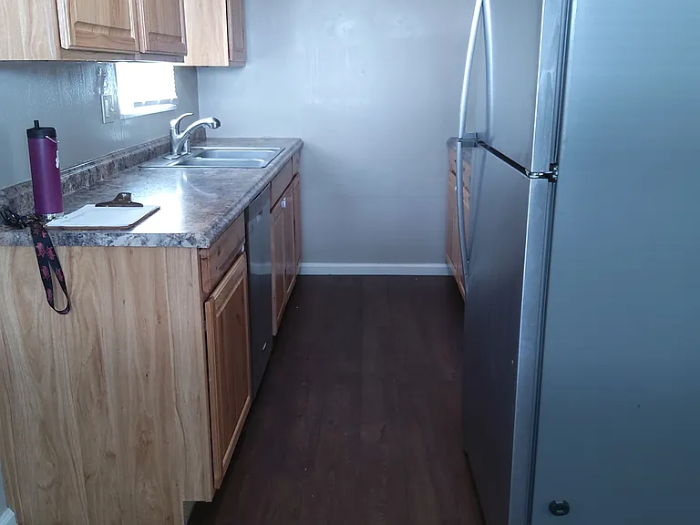 530 Cherry St — Photo 2