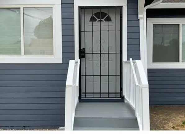 233 Benicia Rd, Vallejo, CA 94590