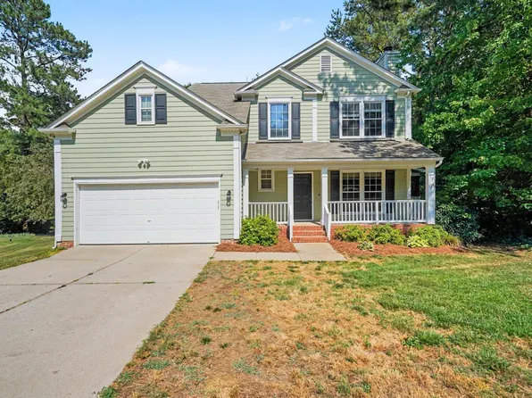 104 Armfield Ct, Cary, NC 27519