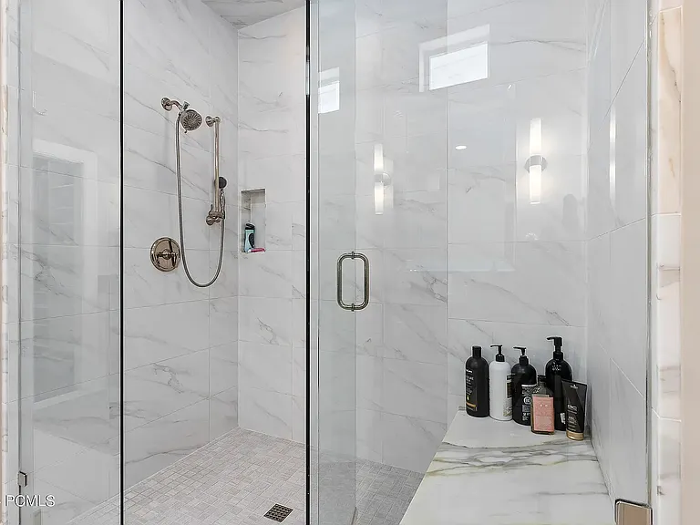 520 E Mission Dr — Photo 10