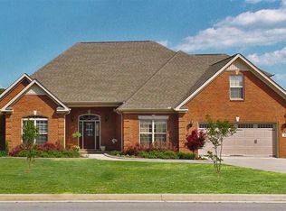 41 Derby Dr, Decatur, AL 35603