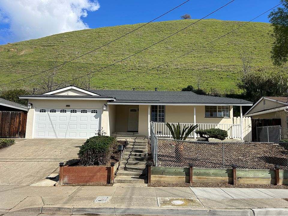 quiet neighborhood and privacy