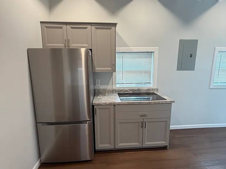2331 Chapline St #2 — Photo 9
