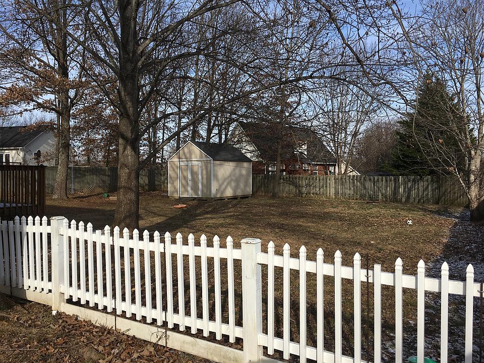 1st image of 102 Arapaho Ct