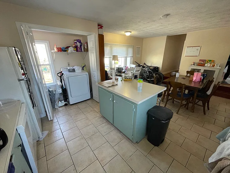 550 Main St #2 — Photo 7