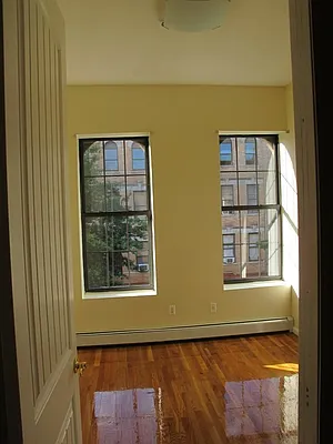 Rented by MBC Group LLC | media 10