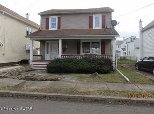 12 Scureman St, Hanover Township, PA 18706