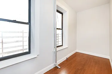 Rented by United Group