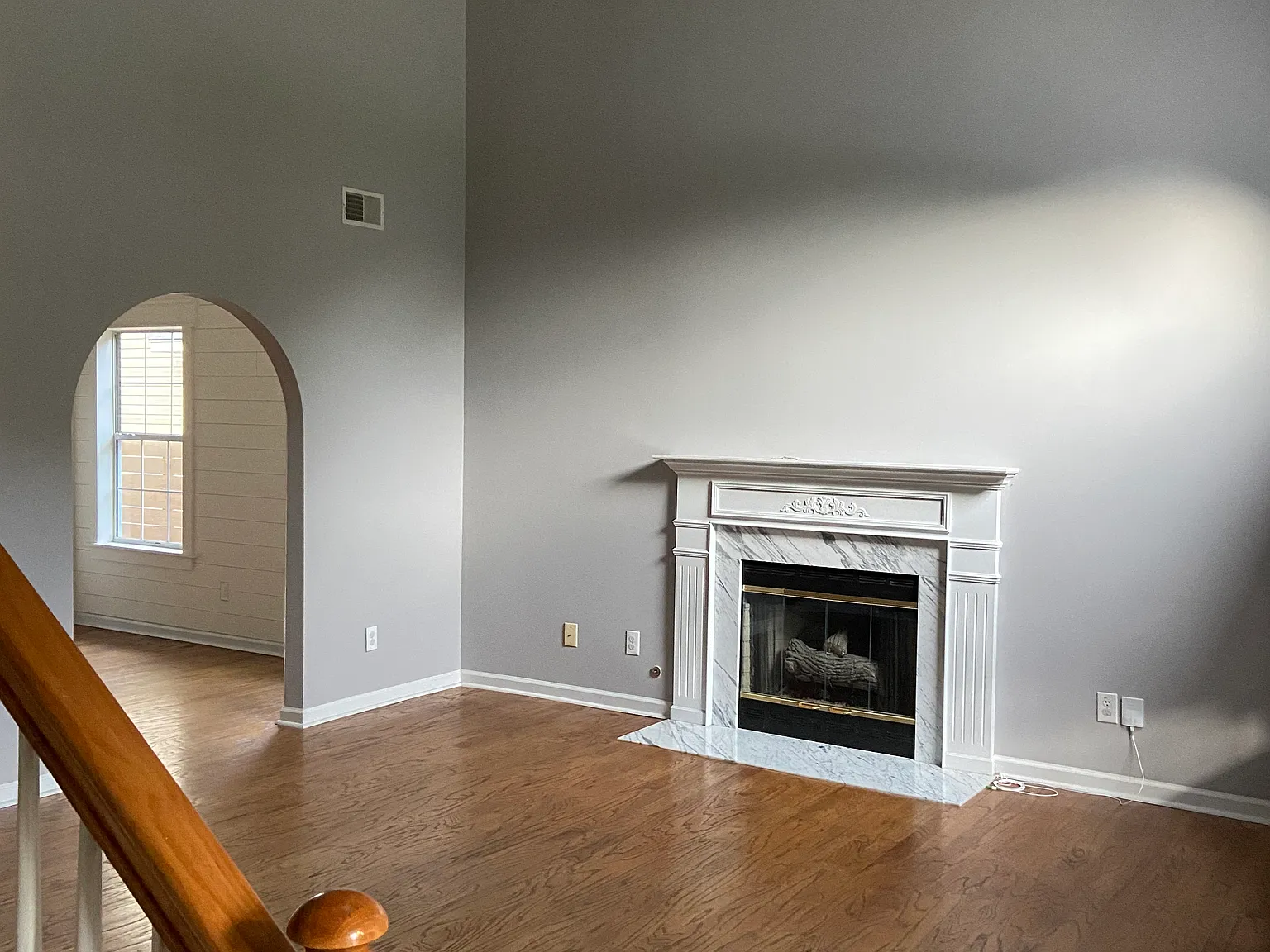 4 bed, 2.5 bath, 1945 sqft, $3,600 — Photo 3