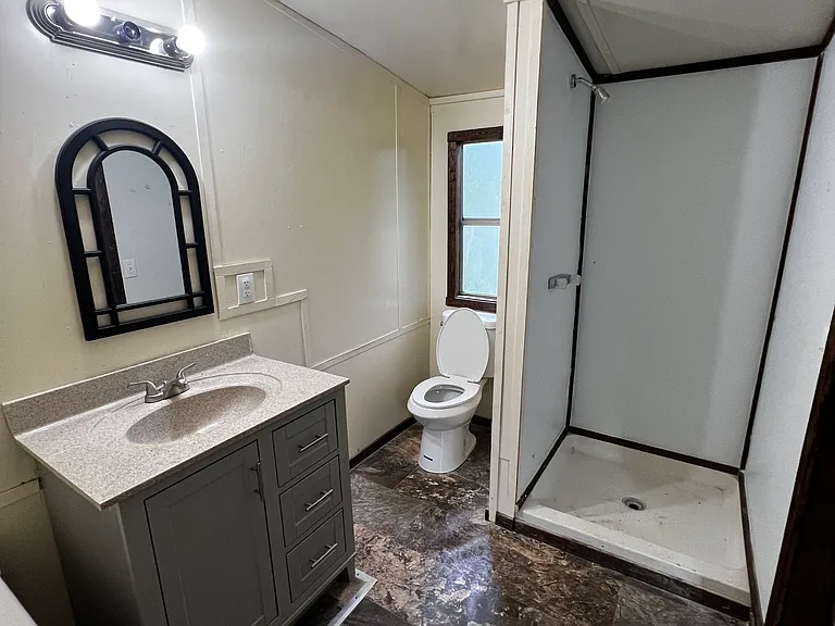 322 Woodmarsh Ln — Photo 7