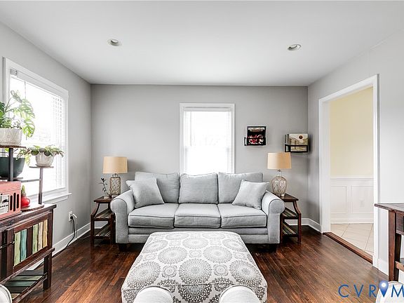 4th image of 10520 W Providence Rd