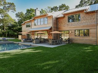 33 Carroll St, Sag Harbor, NY 11963
