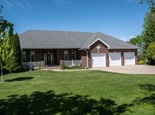 7846 SE 9th Ave, Pleasant Hill, IA 50327