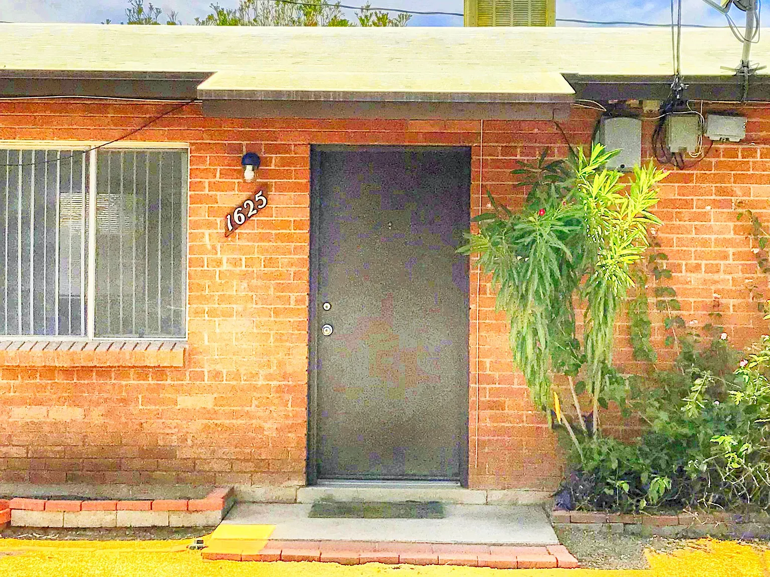 2 bed, 780 sqft, $1,145 — Photo 1