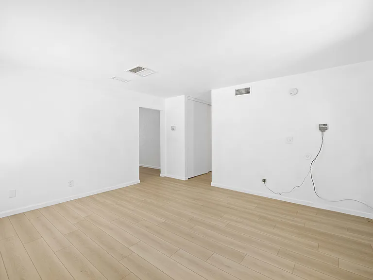 3501 W Avenue K13 — Photo 16
