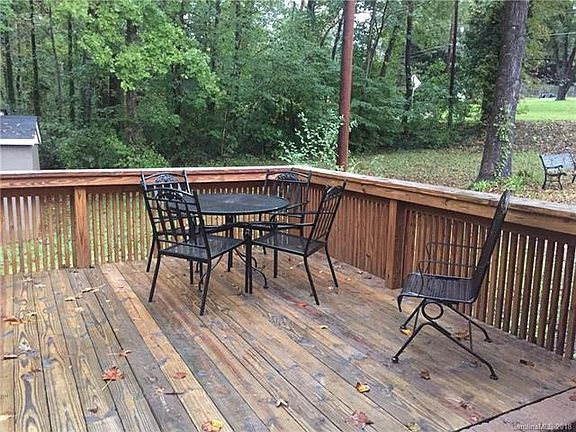 5th image of 2630 Skyland Dr