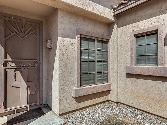 4th image of 2524 E Indian Wells Pl