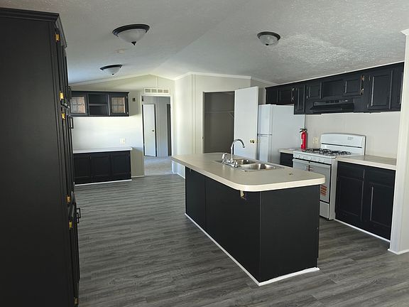 2nd image of 1441 Everest Ln #8421