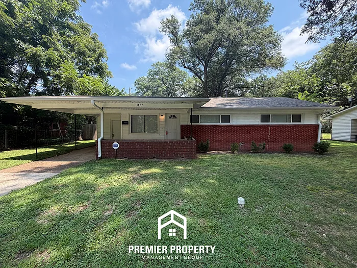 1706 Capri Rd