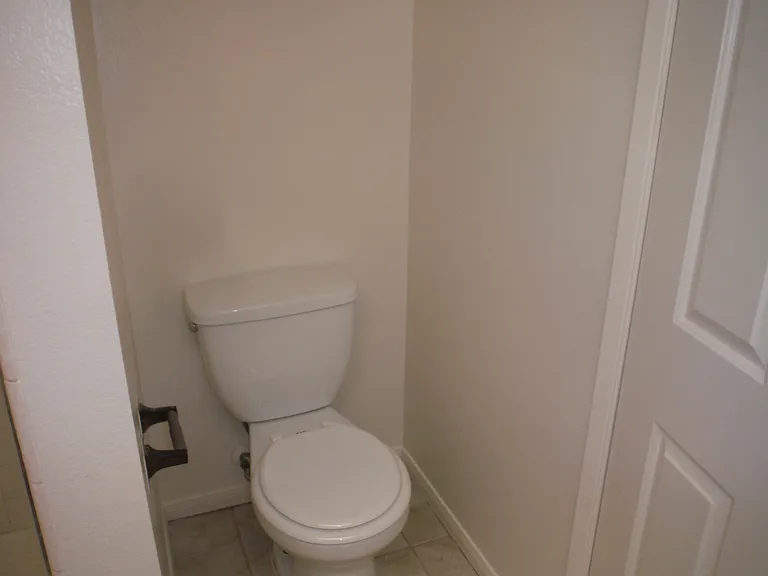 43738 Mona St — Photo 29