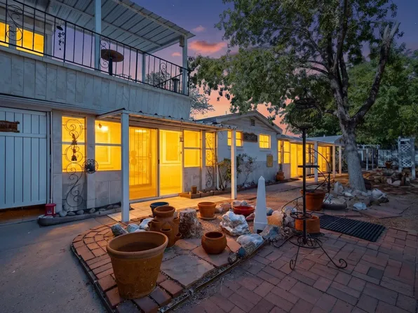 415 Vassar Dr SE, Albuquerque, NM 87106